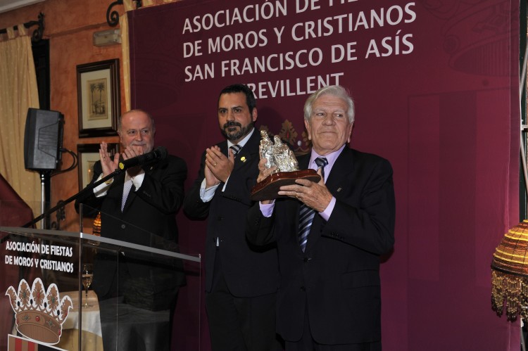 José Antonio Aznar nuevo Asociado de Honor